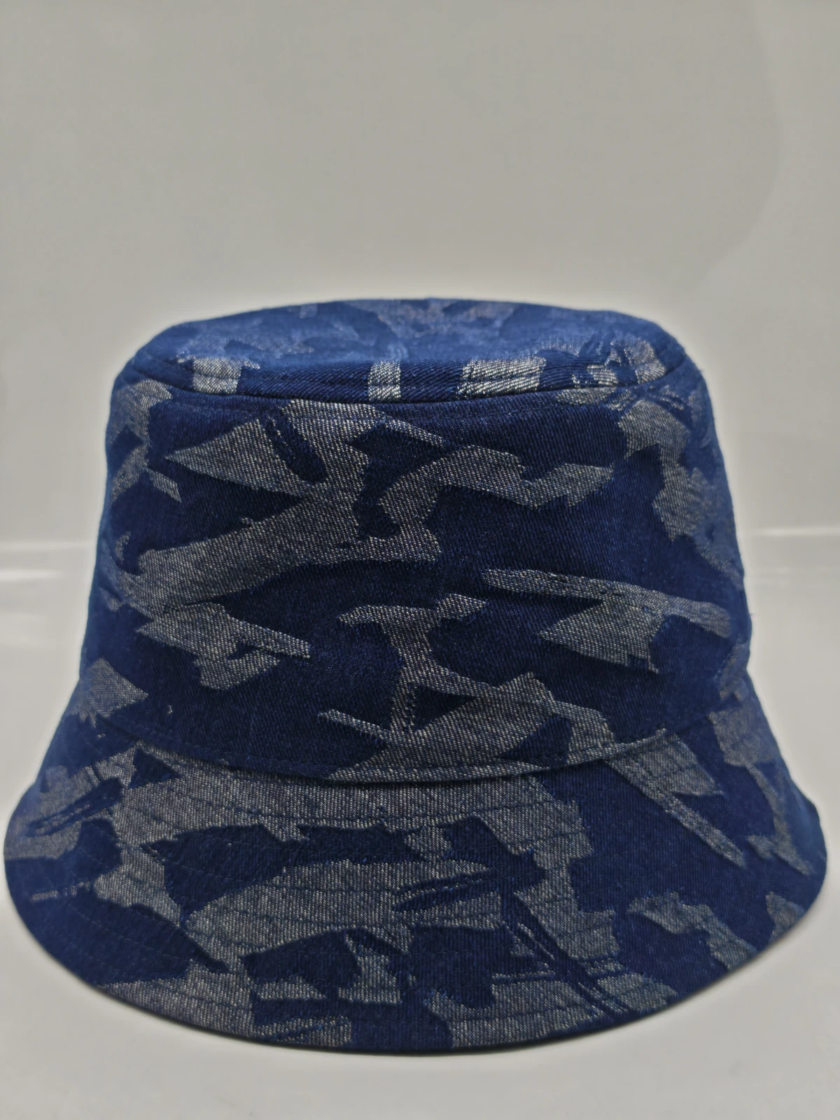 Blue jacquard bucket hat